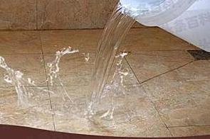 尉犁漏水维修 免砸砖防水材料该如何施工